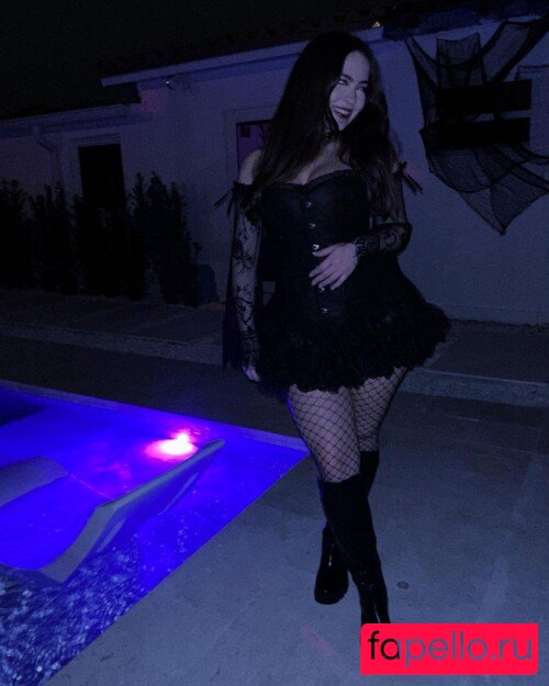 Ana Hilenna Nude Onlyfans Photo 8