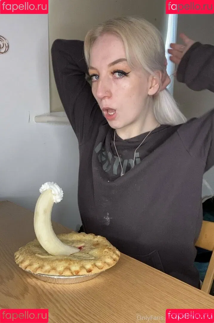 babychar_x Onlyfans Photo Gallery 