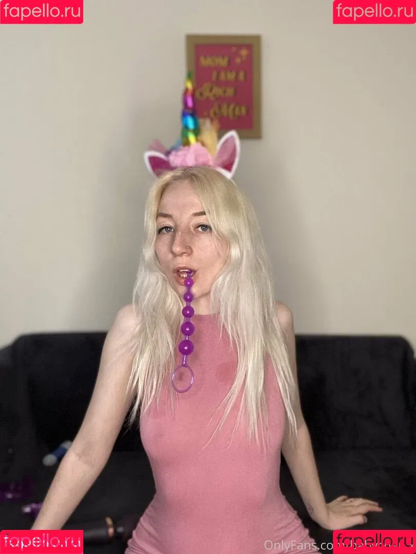 babychar_x Onlyfans Photo Gallery 