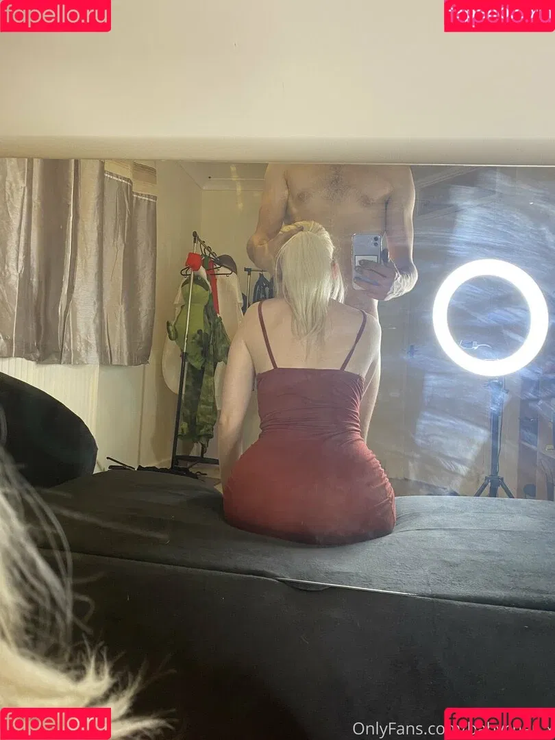 babychar_x Onlyfans Photo Gallery 