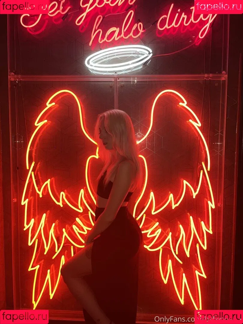 babychar_x Onlyfans Photo Gallery 