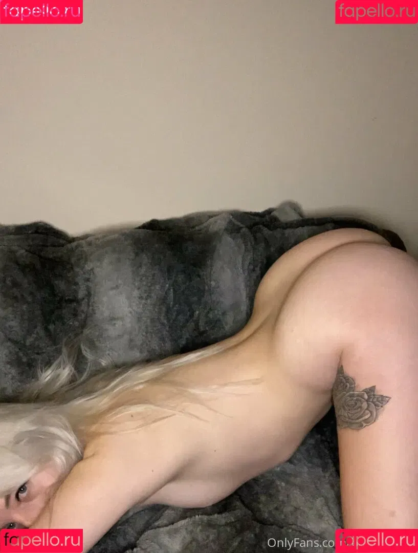 babychar_x Onlyfans Photo Gallery 