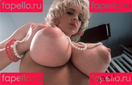 Danni Ashe Onlyfans Photo Gallery 