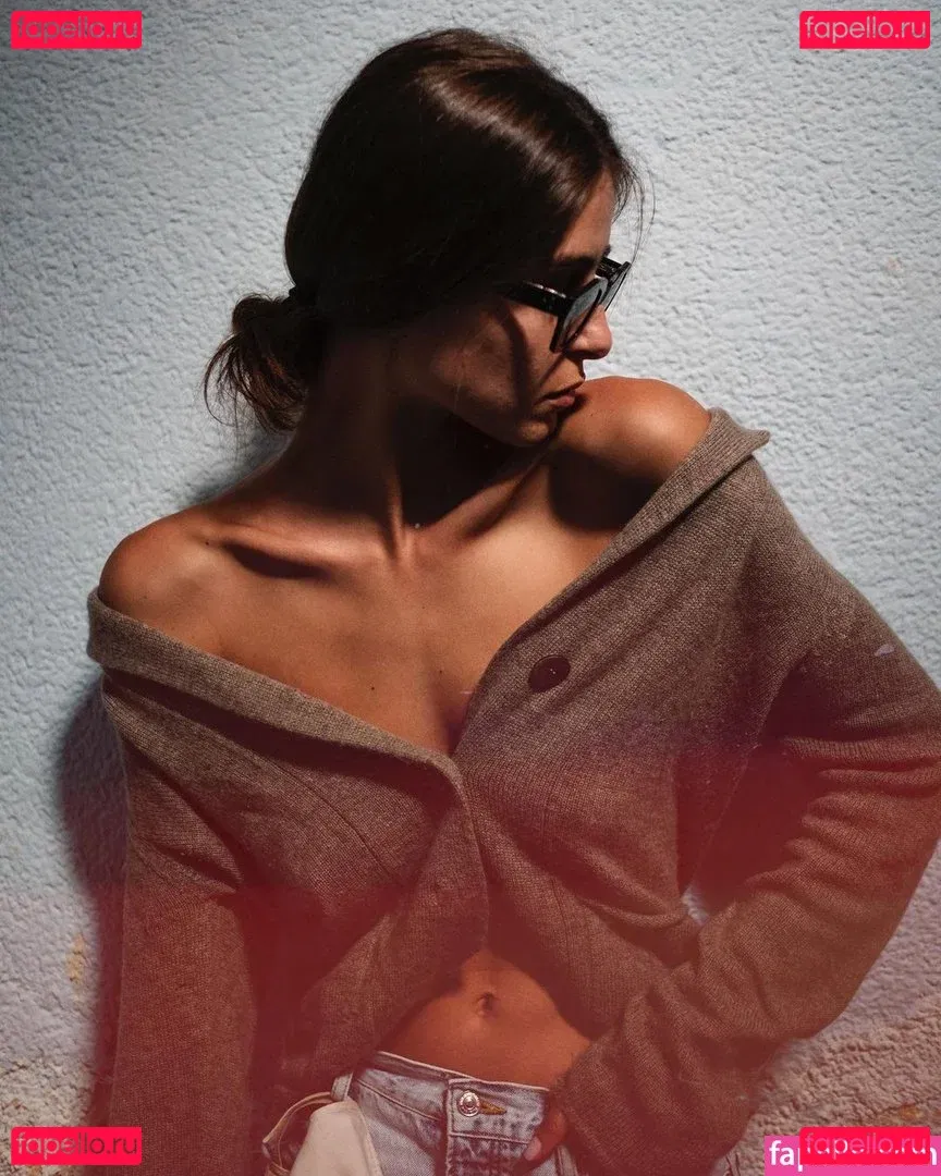 Noa Brener Onlyfans Photo Gallery 