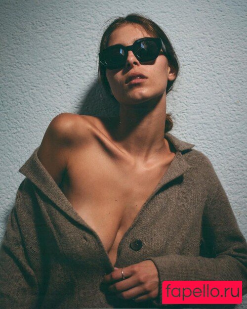 Noa Brener Nude Onlyfans Photo 12