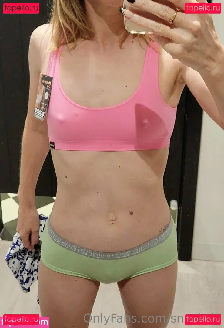 snacksixfree Onlyfans Photo Gallery 