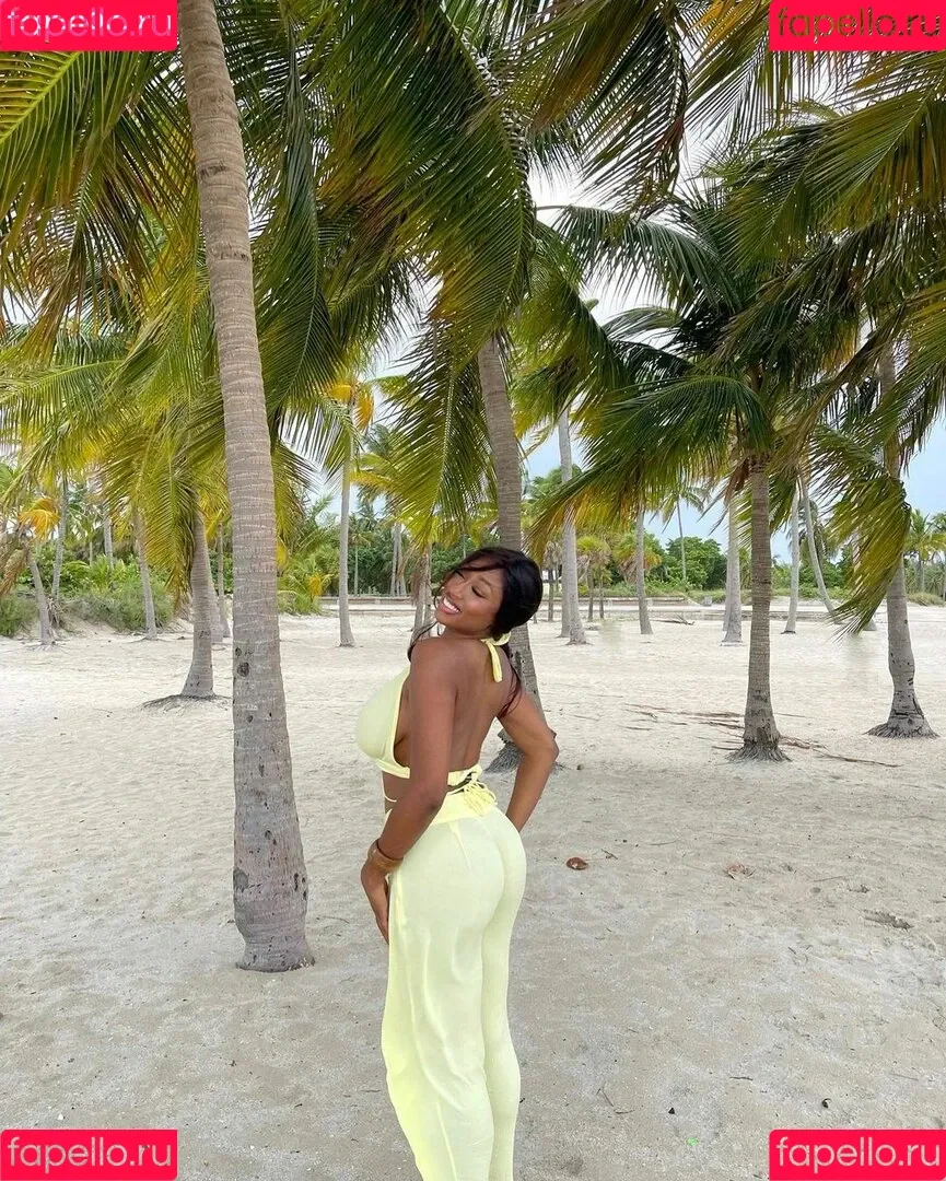 Vivipanameraofficial Onlyfans Photo Gallery 