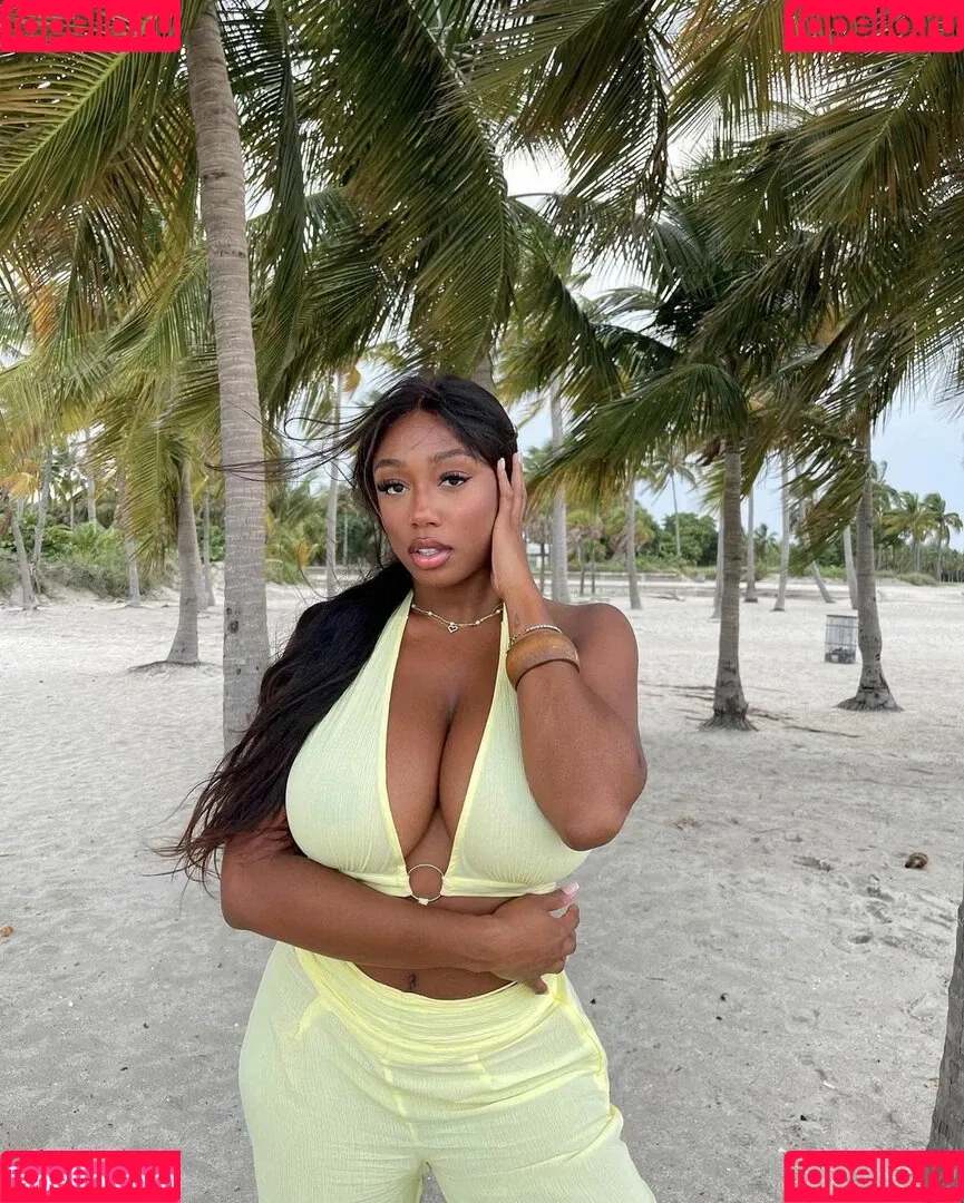 Vivipanameraofficial Onlyfans Photo Gallery 