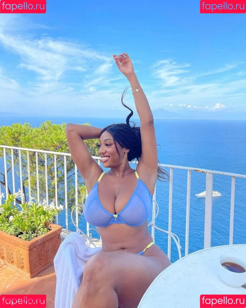 Vivipanameraofficial Onlyfans Photo Gallery 