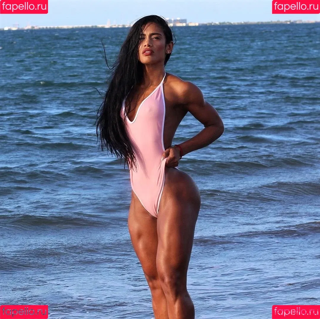 mulatafit Onlyfans Photo Gallery 