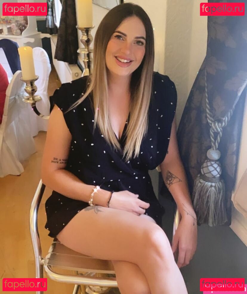 Jodie Carnall Nude Onlyfans Photo 6