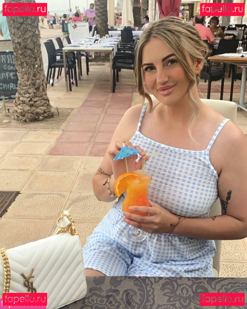 Jodie Carnall Nude Onlyfans Photo 4