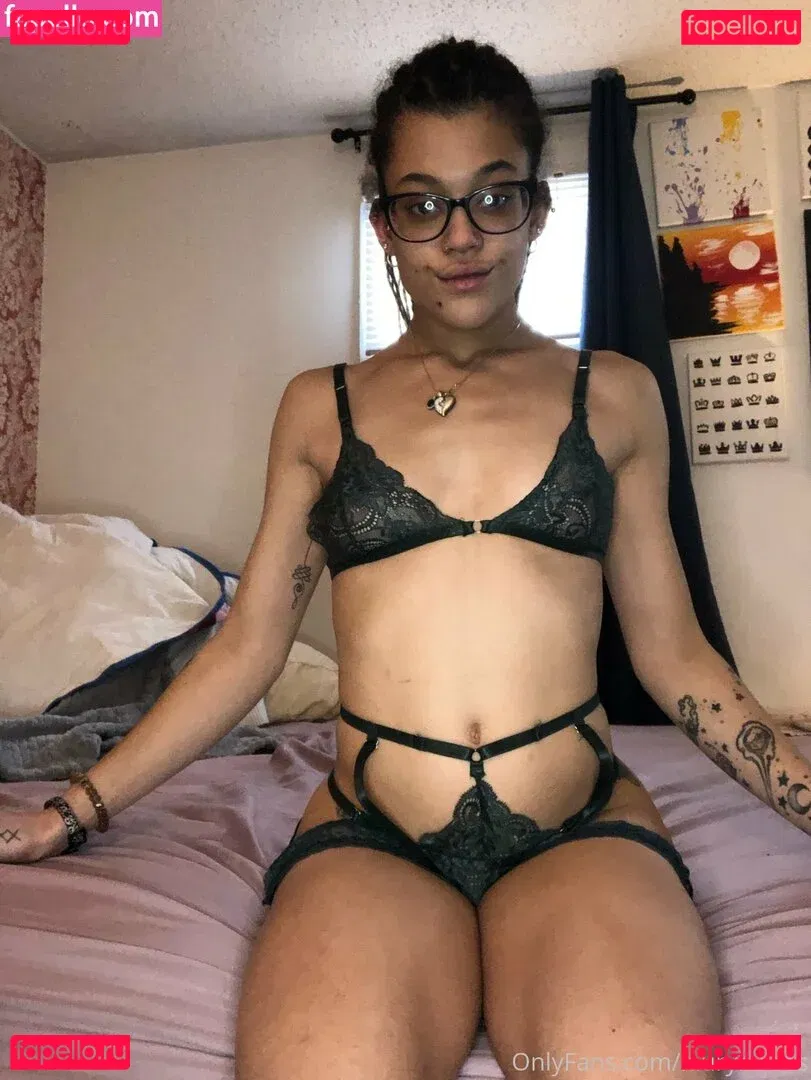 lauryn.roes Onlyfans Photo Gallery 