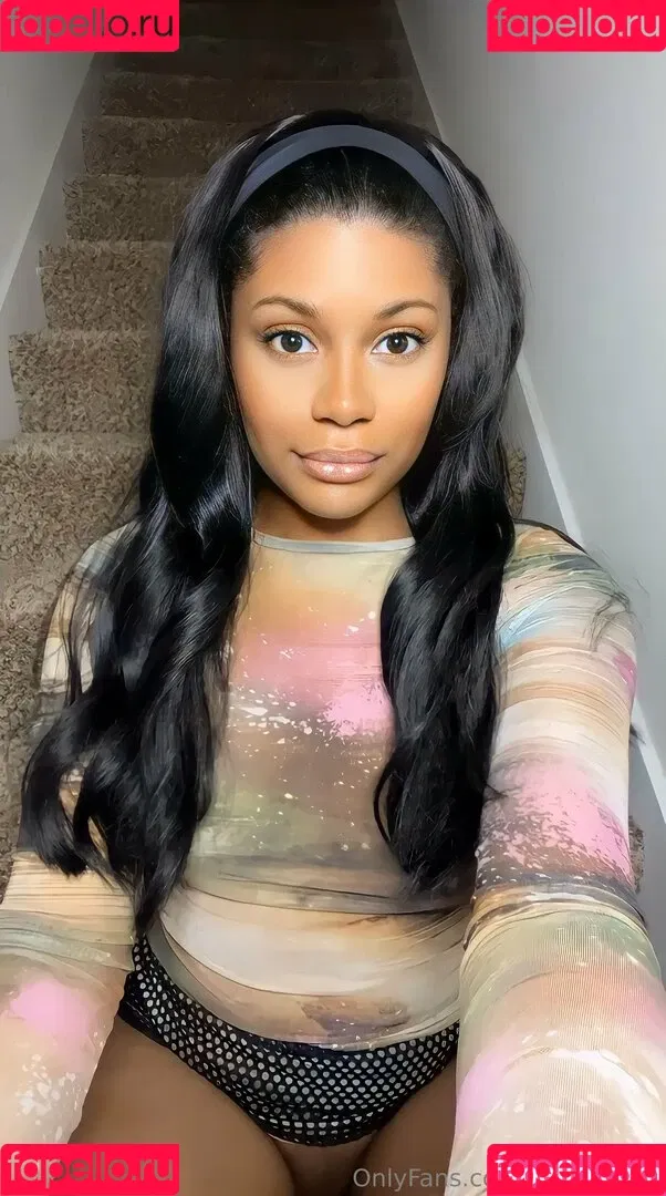 elleseefree Onlyfans Photo Gallery 