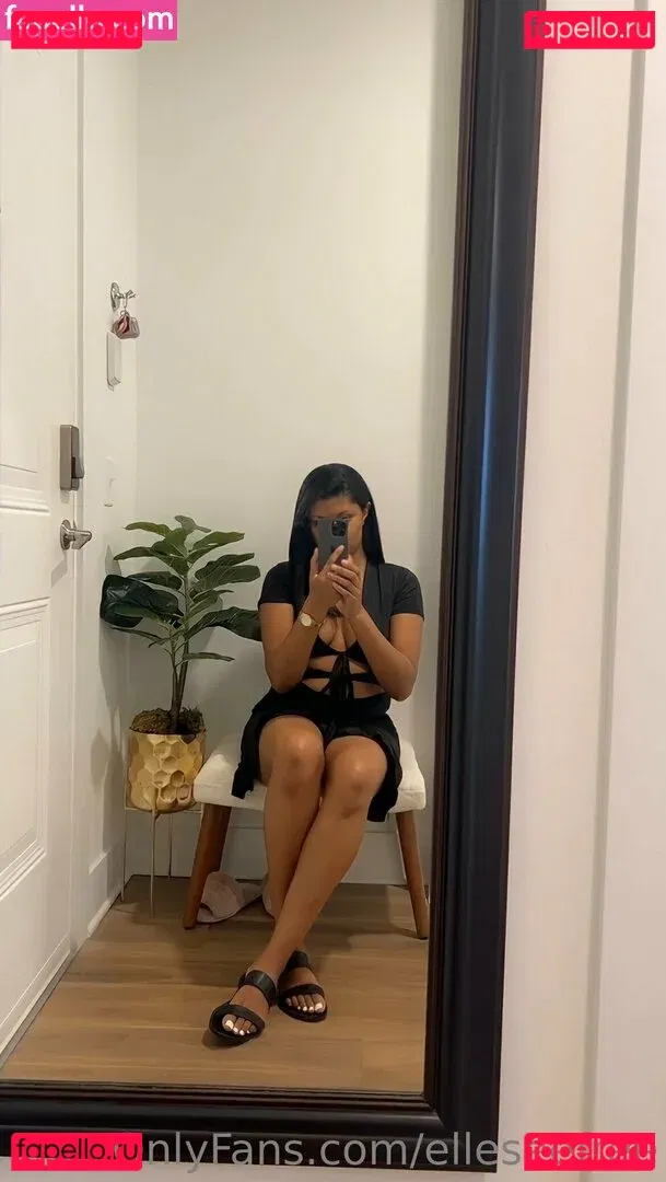 elleseefree Onlyfans Photo Gallery 