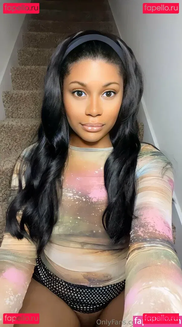 elleseefree Onlyfans Photo Gallery 