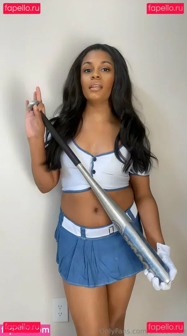 elleseefree Onlyfans Photo Gallery 