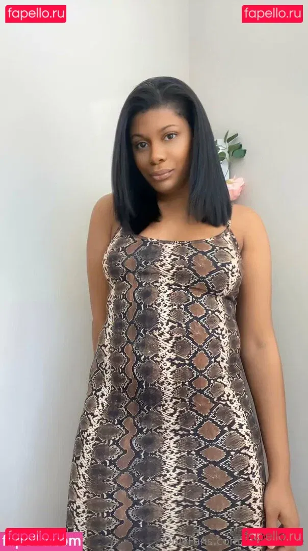 elleseefree Onlyfans Photo Gallery 