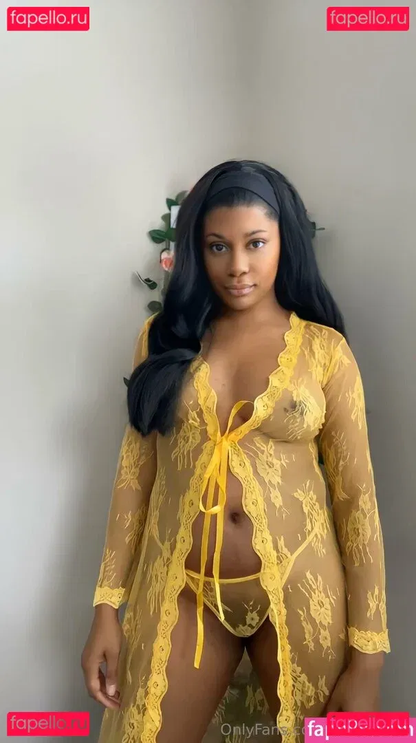 elleseefree Onlyfans Photo Gallery 