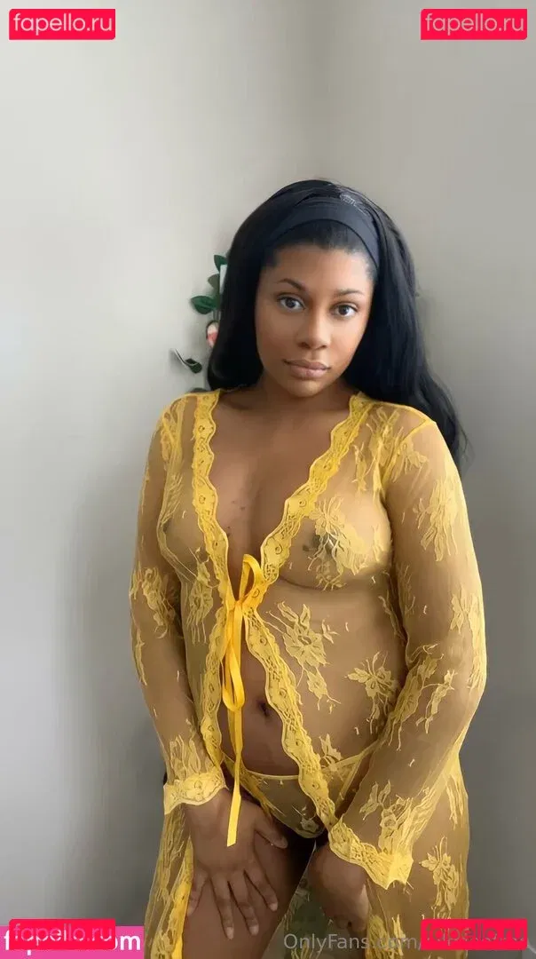 elleseefree Onlyfans Photo Gallery 