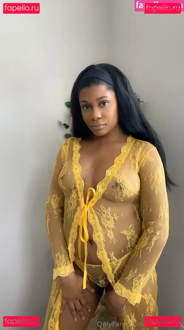 elleseefree Onlyfans Photo Gallery 