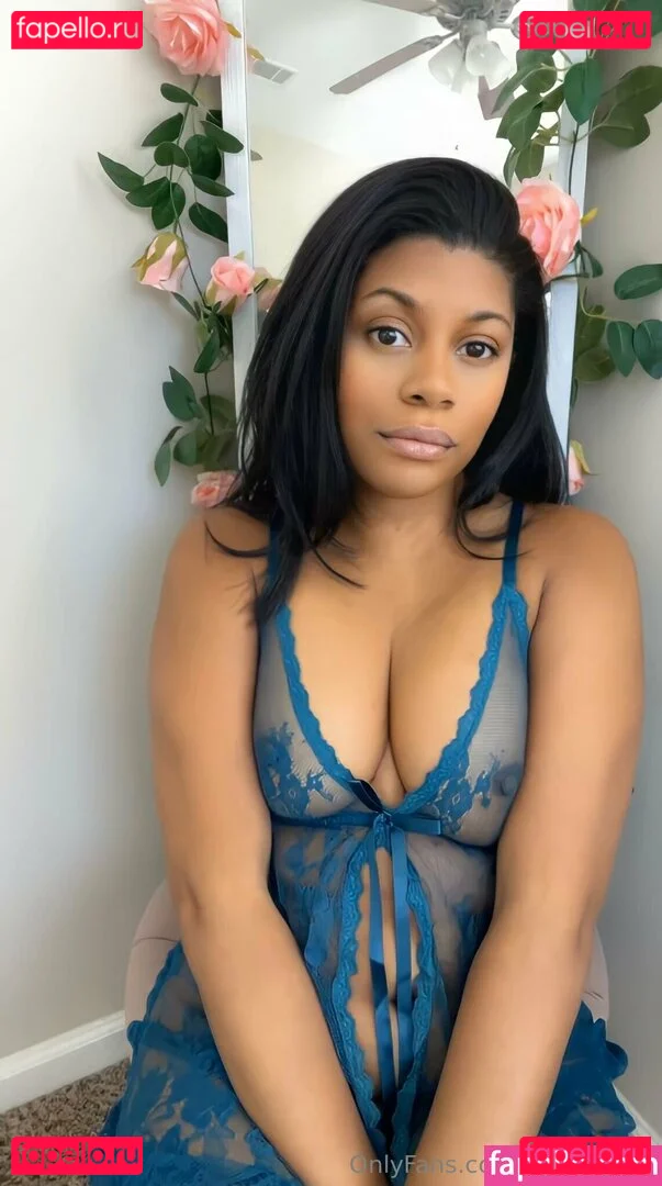 elleseefree Onlyfans Photo Gallery 