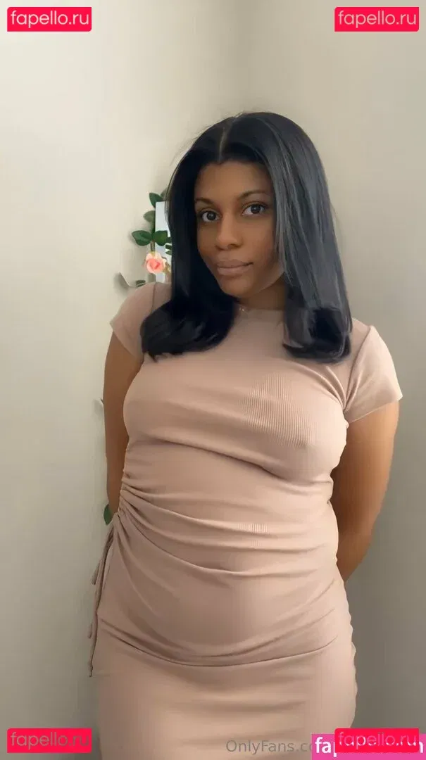 elleseefree Onlyfans Photo Gallery 