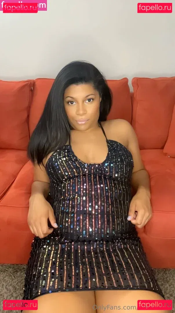 elleseefree Onlyfans Photo Gallery 