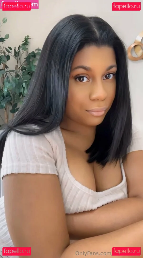 elleseefree Onlyfans Photo Gallery 