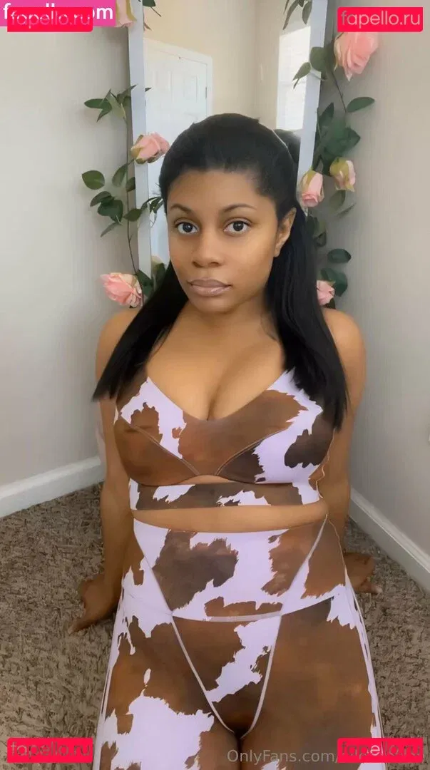 elleseefree Onlyfans Photo Gallery 