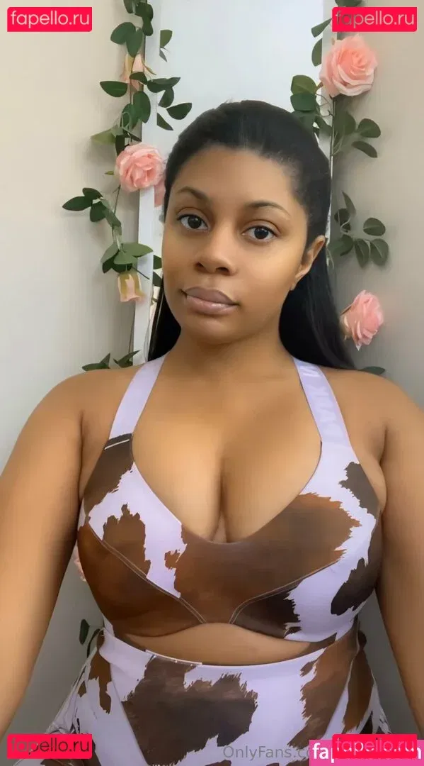 elleseefree Onlyfans Photo Gallery 