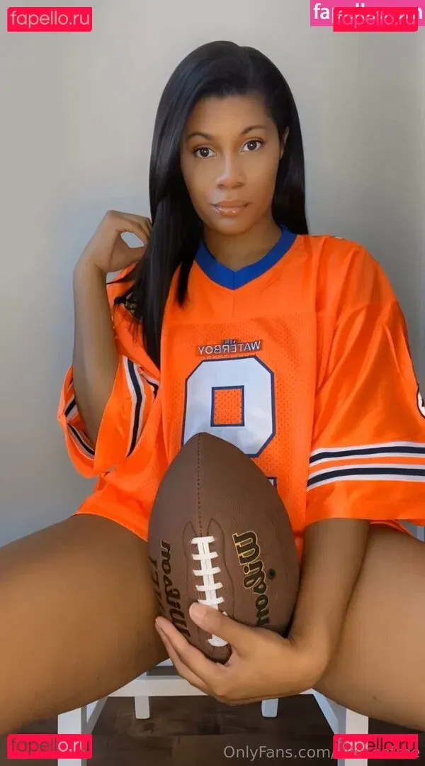 elleseefree Onlyfans Photo Gallery 