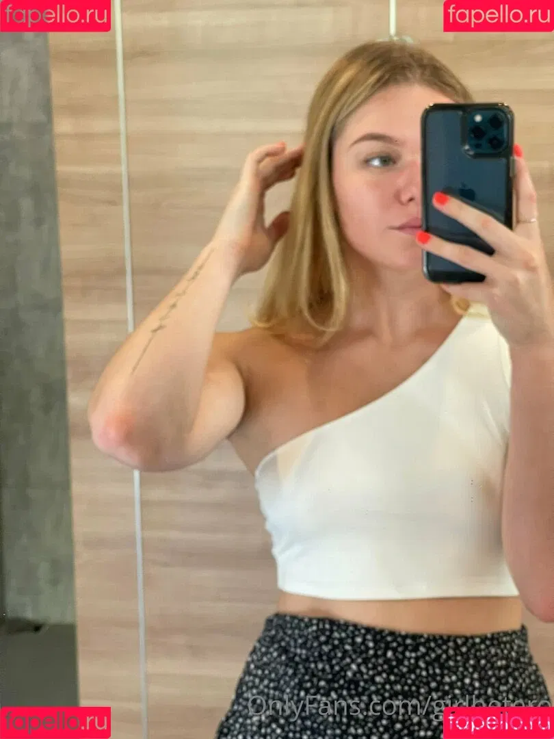 girlflexi Onlyfans Photo Gallery 