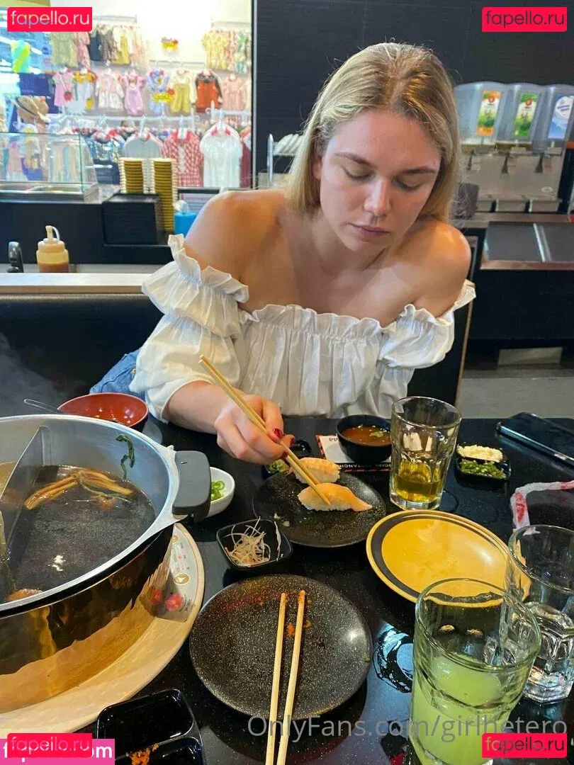 girlflexi Onlyfans Photo Gallery 