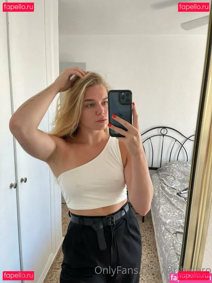 girlflexi Onlyfans Photo Gallery 