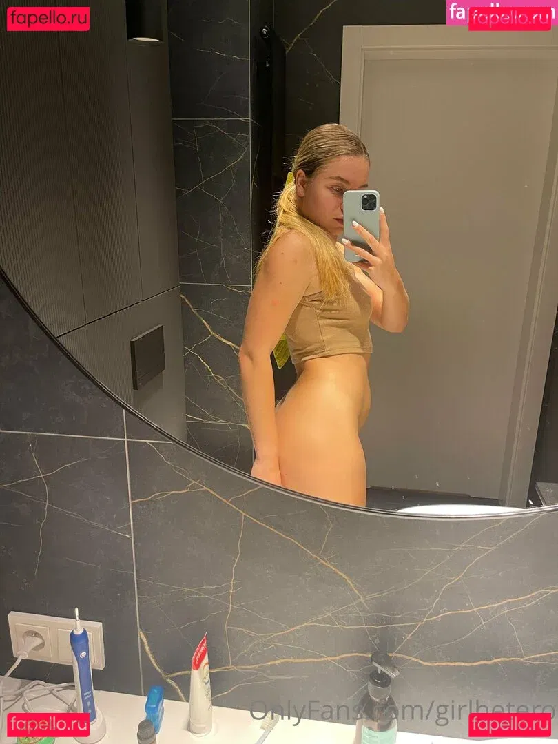 girlflexi Onlyfans Photo Gallery 