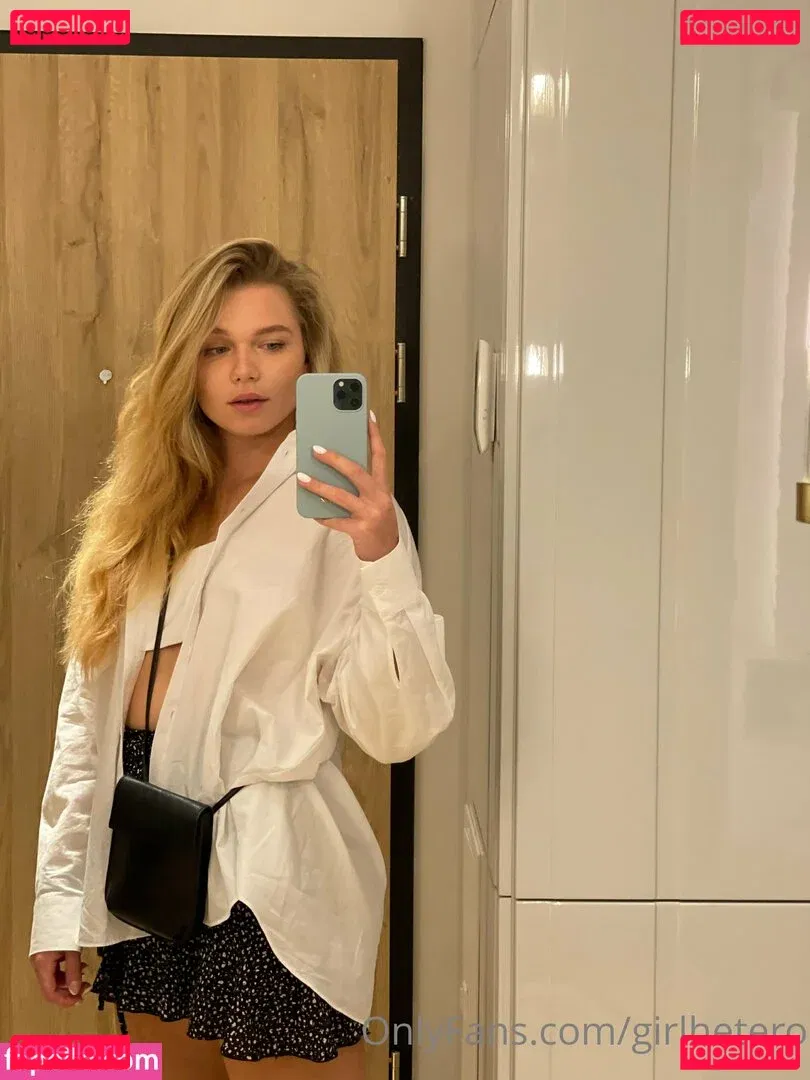 girlflexi Onlyfans Photo Gallery 