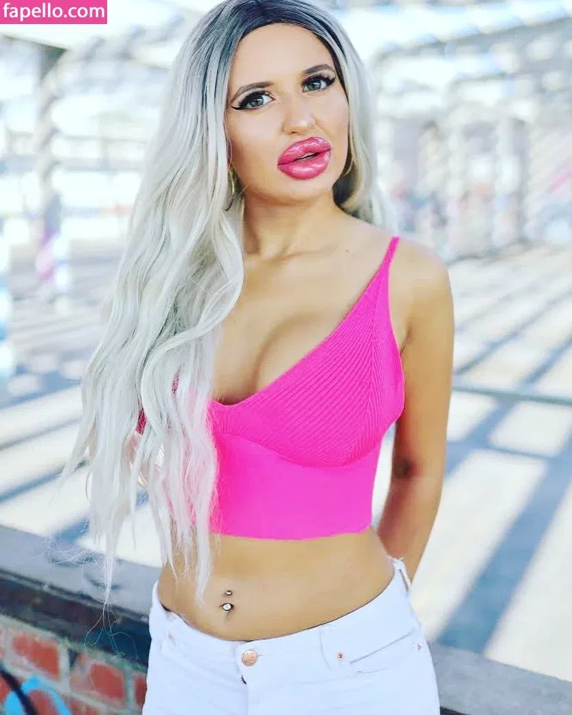 jessy.bunny Onlyfans Photo Gallery 