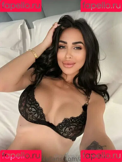 sweetangeeel Onlyfans Photo Gallery 