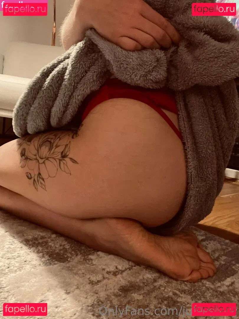 julesstory Onlyfans Photo Gallery 