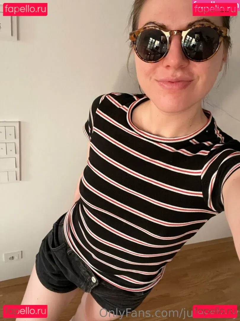 julesstory Onlyfans Photo Gallery 