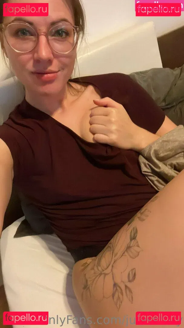 julesstory Onlyfans Photo Gallery 