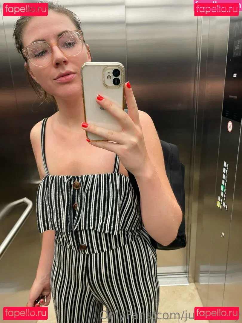 julesstory Onlyfans Photo Gallery 