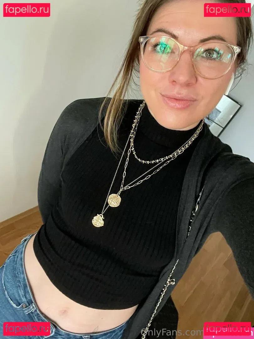 julesstory Onlyfans Photo Gallery 