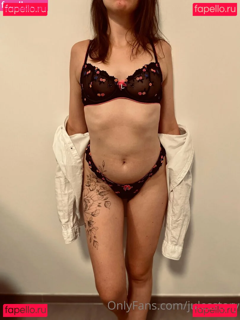 julesstory Onlyfans Photo Gallery 
