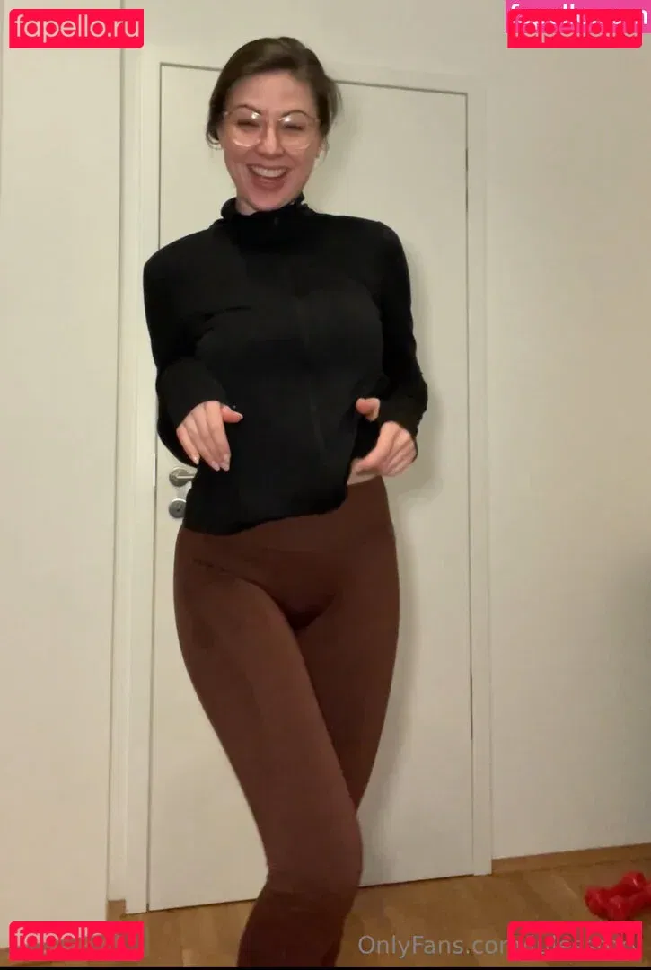 julesstory Onlyfans Photo Gallery 