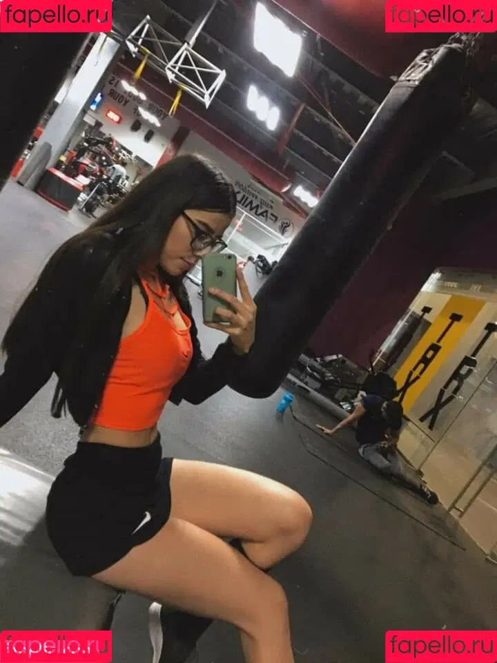Dulce Carrillo Onlyfans Photo Gallery 