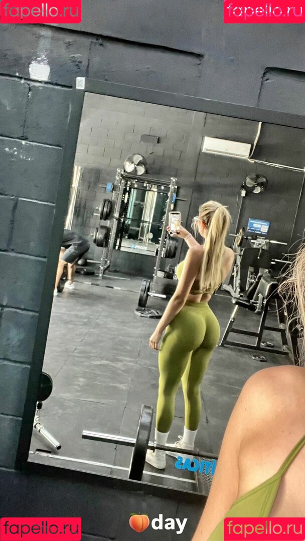 Dulce Carrillo Onlyfans Photo Gallery 