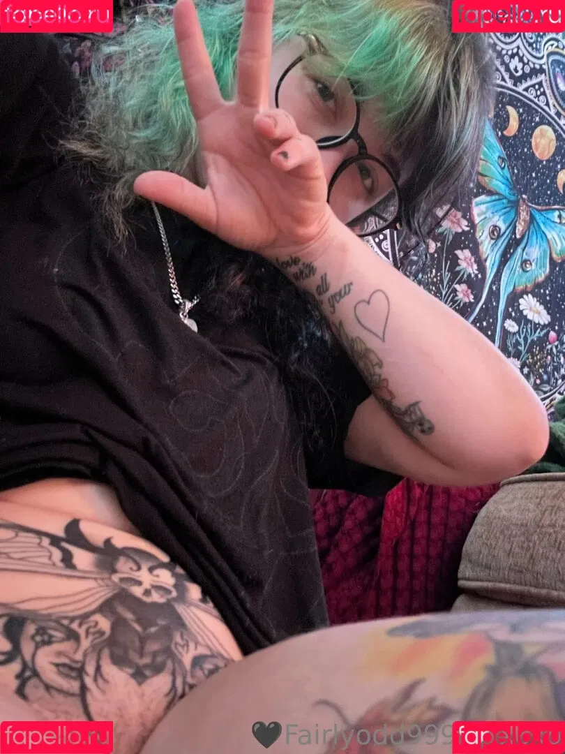 fairlyodd222 Onlyfans Photo Gallery 