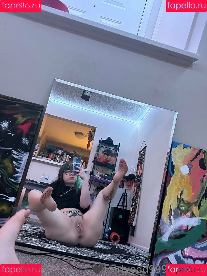 fairlyodd222 Onlyfans Photo Gallery 